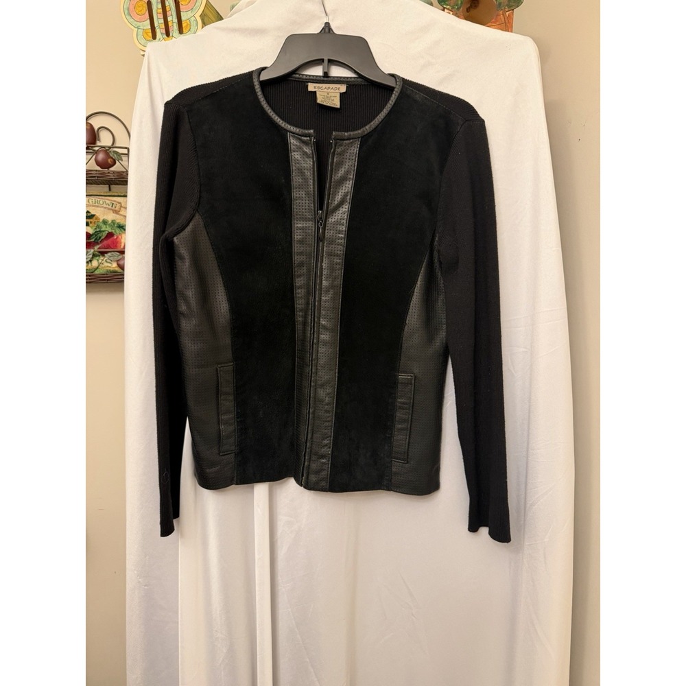 Fashionable Black Knit Long‎ Sleeve Leather/Suede Zip Up Blazer Jacket Size S
